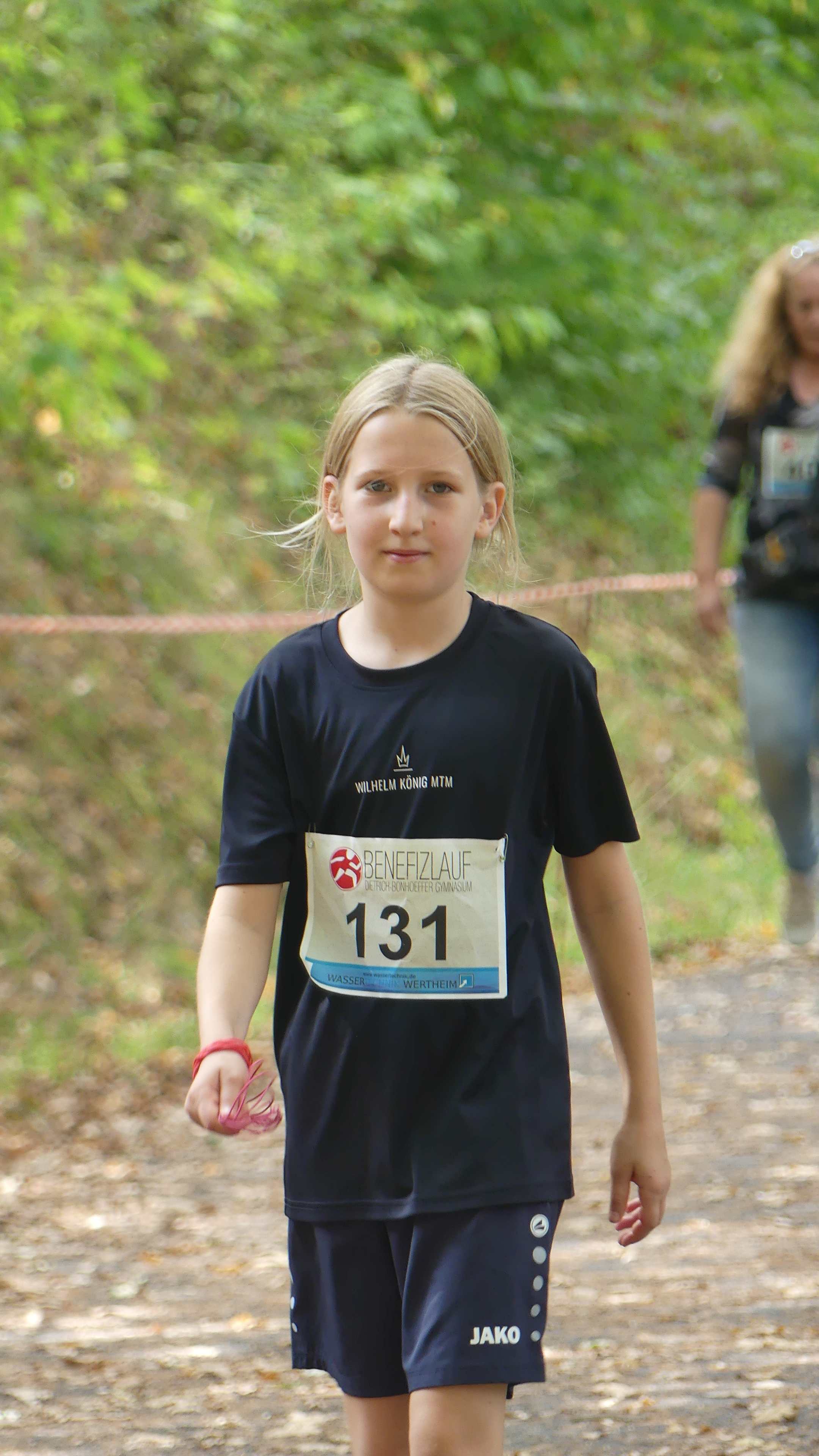 Bild vom 15. Benefizlauf im Jahr 2025. Dies ist das 327. Bild.